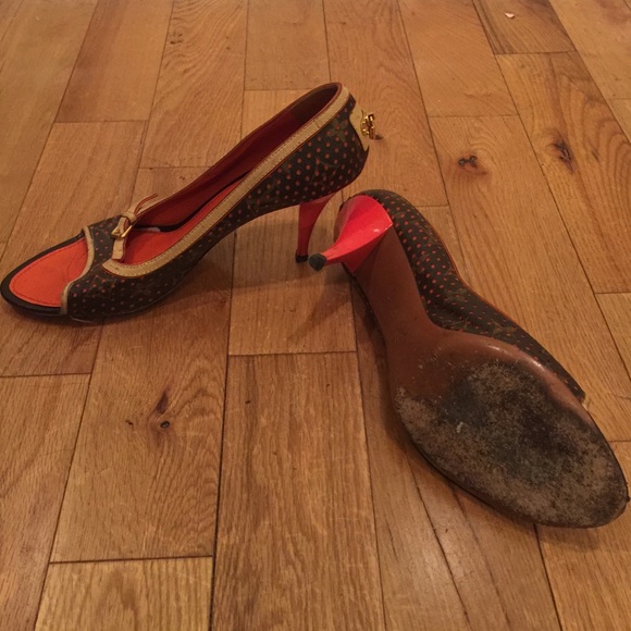 Louis Vuitton Monogram heels - Picture 2 of 4