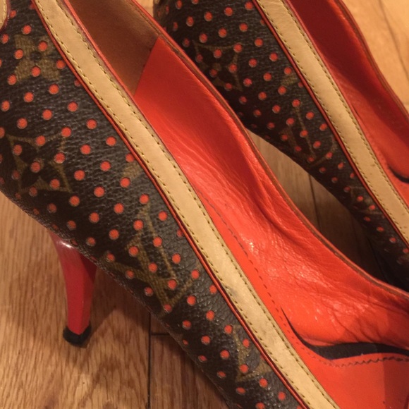 Louis Vuitton Monogram heels - Picture 4 of 4