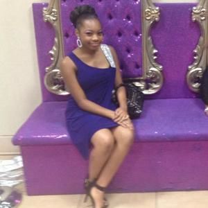 Meet your Posher, Shayla