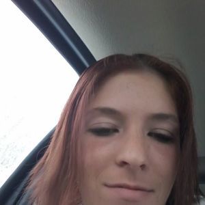 Meet your Posher, Becca