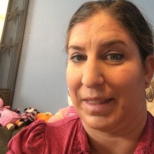 Meet your Posher, Monica