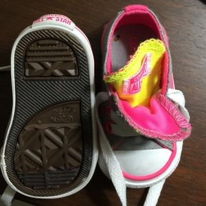 Converse toddler sneakers