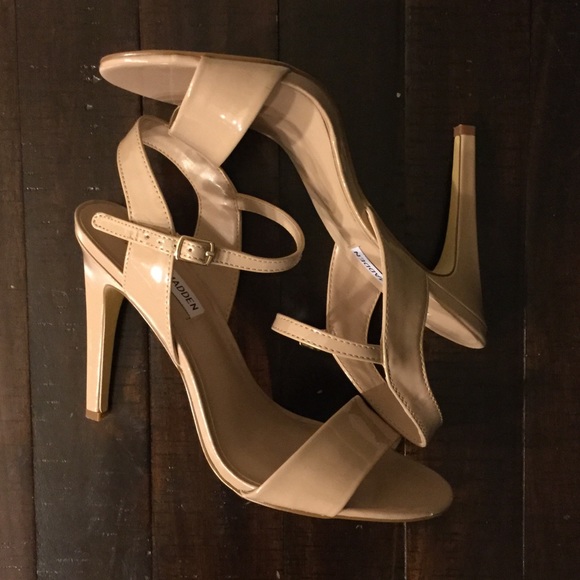 Steve Madden "Dorty" Stiletto