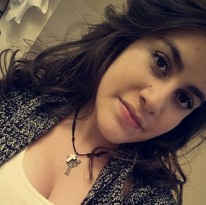 Meet your Posher, Mariana