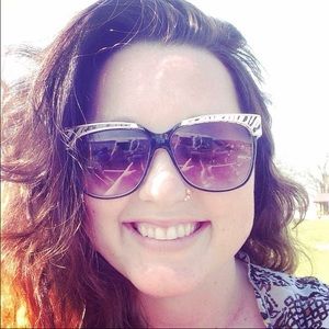 Meet your Posher, Stormy