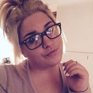 Meet your Posher, Bianca