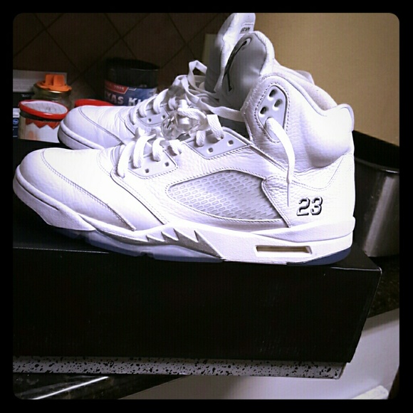 2015 white metalic silver 5,s