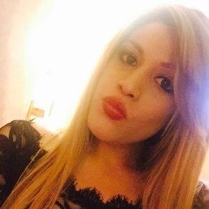 Meet your Posher, Adriana