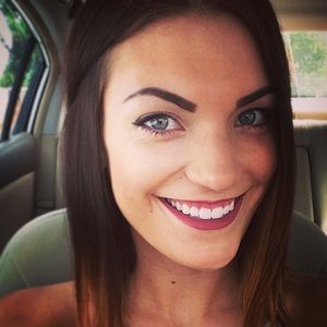 Meet your Posher, Jennah