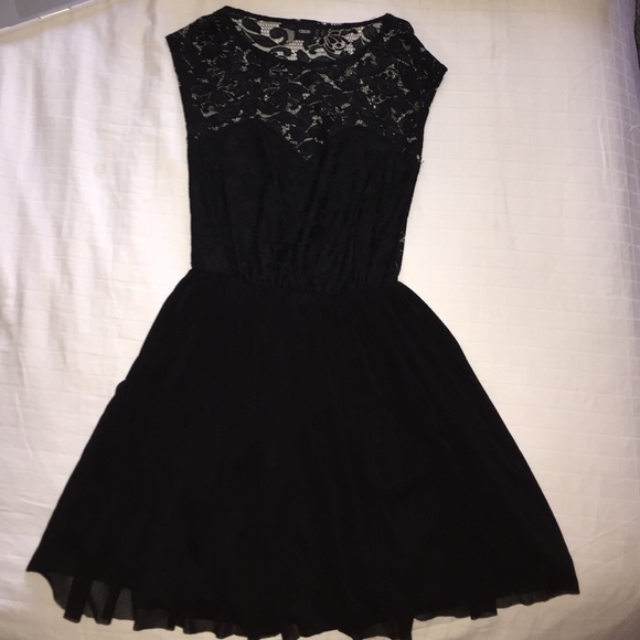 Black lace and chiffon dress