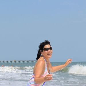 Meet your Posher, Sharon