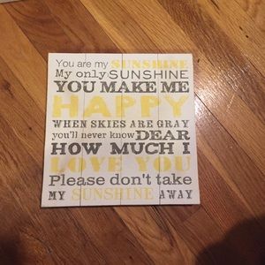 Cute sign for your bedroom!