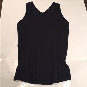 Black Lululemon tank with transparent back pocket