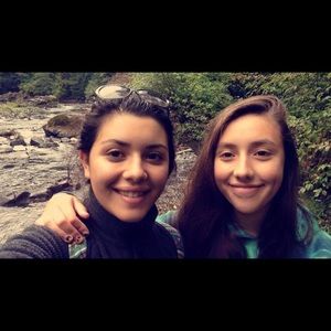 Meet your Posher, Gala