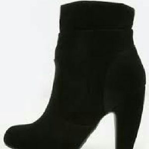 Meet your Posher, Benita