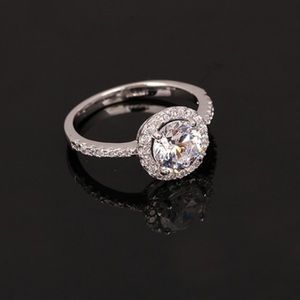 Fashion ring