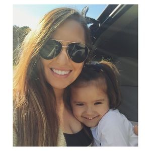 Meet your Posher, Christine