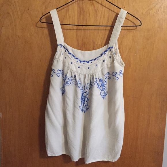 Off white tank top