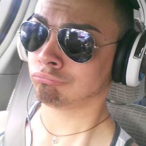 Meet your Posher, Miles t