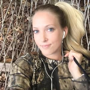 Meet your Posher, Christine