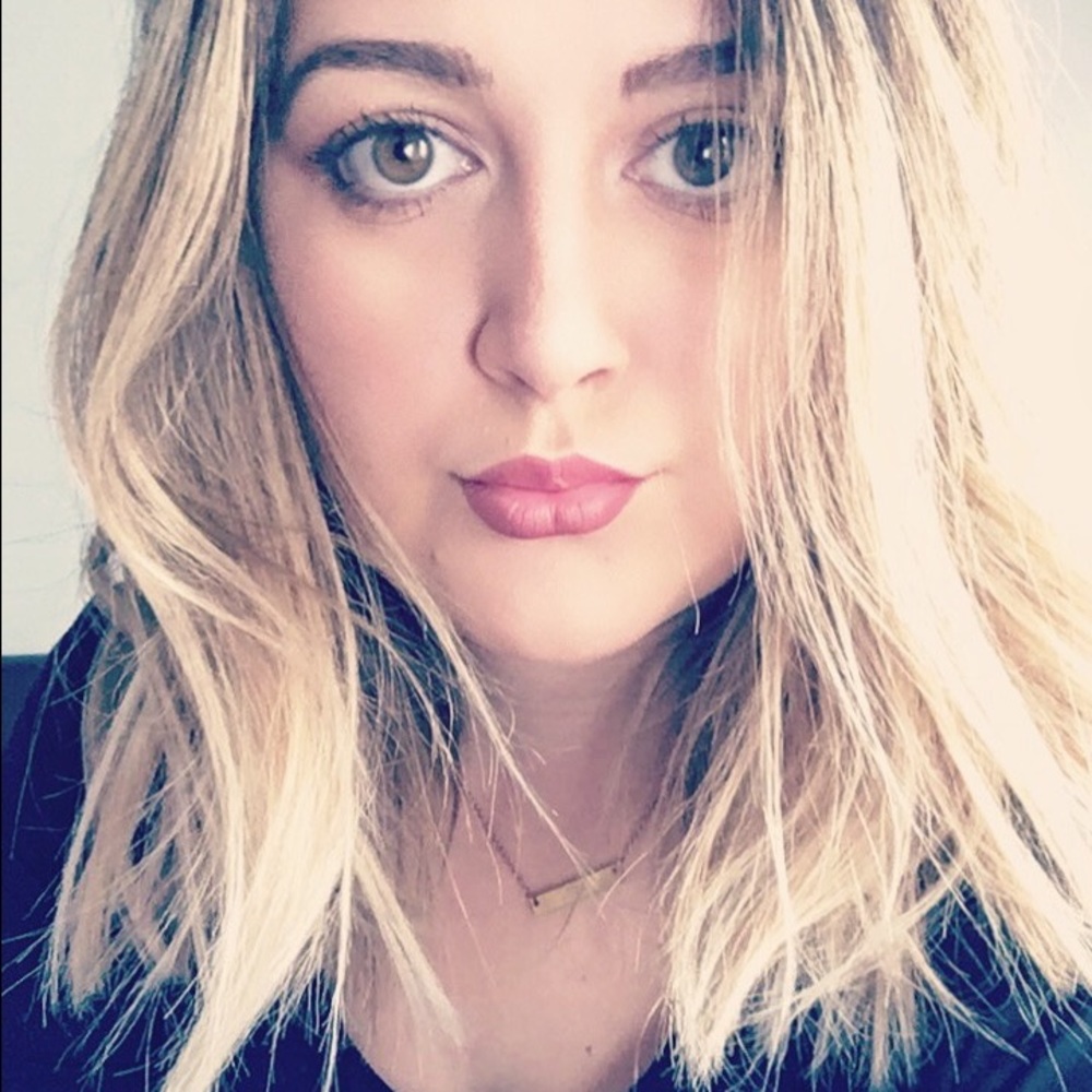 Meet your Posher, Emily
