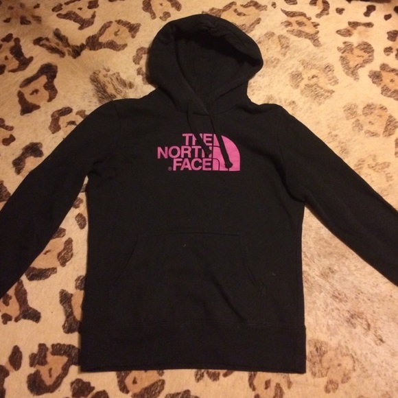 BLACK NORTHFACE HOODIE