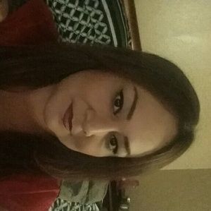 Meet your Posher, Monica