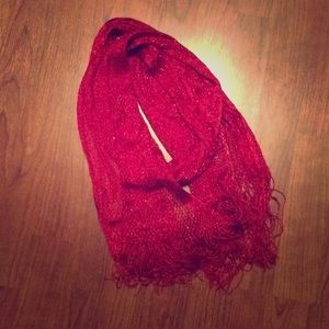 💐 Red shimmer scarf