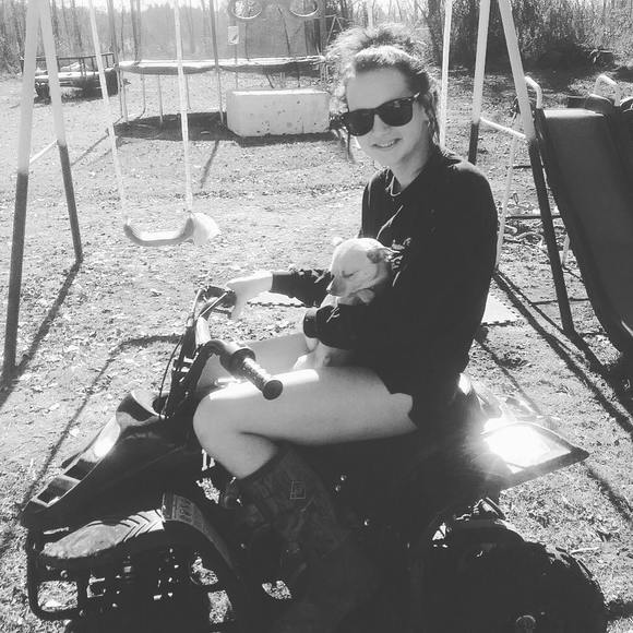 Meet your Posher, Emily