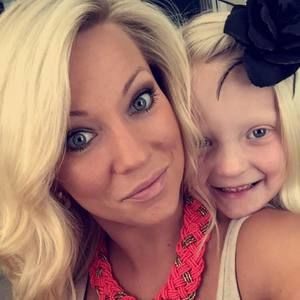 Meet your Posher, Lacey