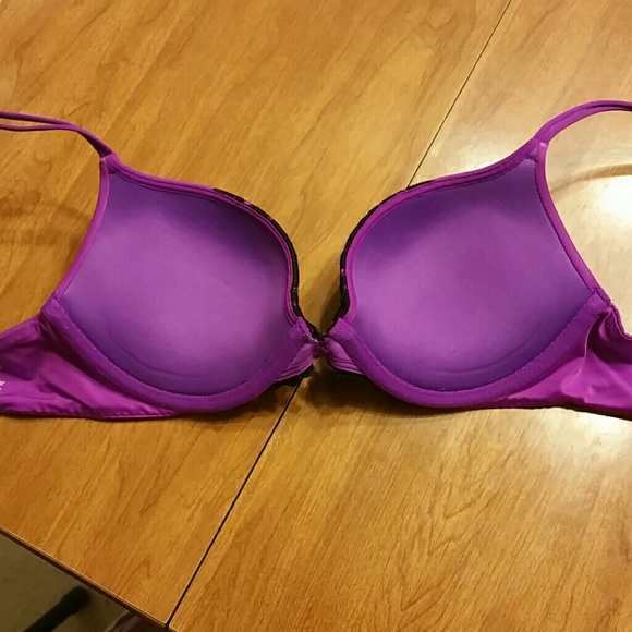 Very Sexy push up bra from VS - Picture 2 of 3