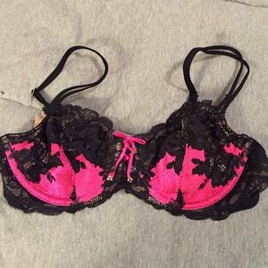 SALE VS Unlined Demi Bra