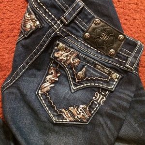 26 Signature Rise Boot Miss Me Jeans
