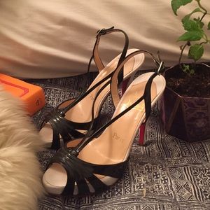 Louboutin black patent heels