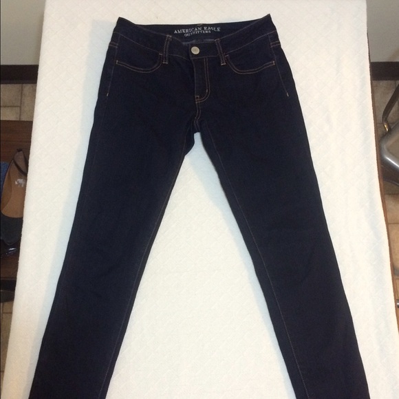 American Eagle dark wash jeggings size 6