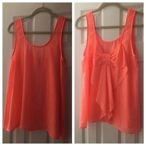 NWOT Francesca's Bow Top