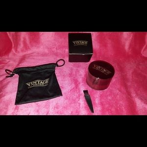 4PC Herb Grinder w/ Pollen Catcher by VintageCrush