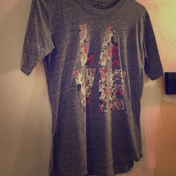 "La Vie" casual fit tee