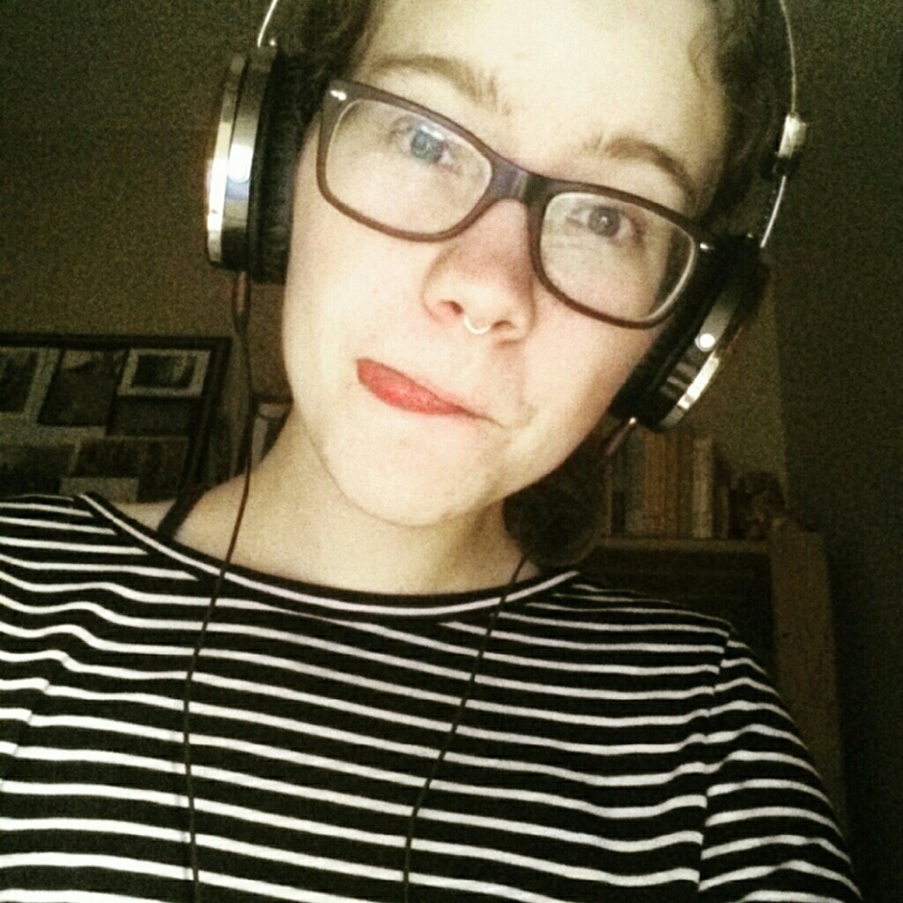 {Helen | Ruth}