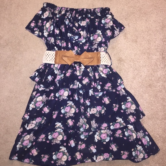 Dress - Picture 1 of 1