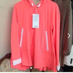 Lululemon sun showers jacket NWT