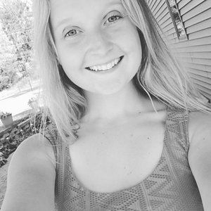 Meet your Posher, Brianna