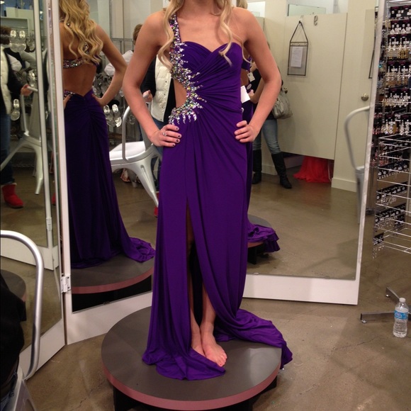 Purple prom dress(FIRM ON PRICE)