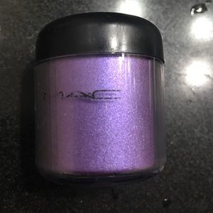 Mac eyeshadow pigment-purple