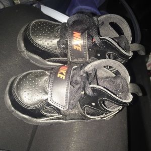 Toddler Nike sneakers.