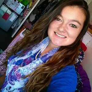 Meet your Posher, Ceara