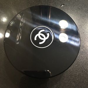 Authentic Chanel loose powder-30 naturel