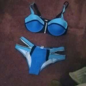 Color block swim suit