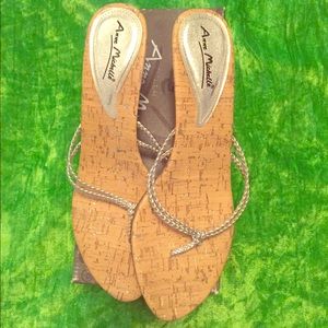 Anne Michelle Thong High heel