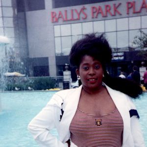 Meet your Posher, Regina